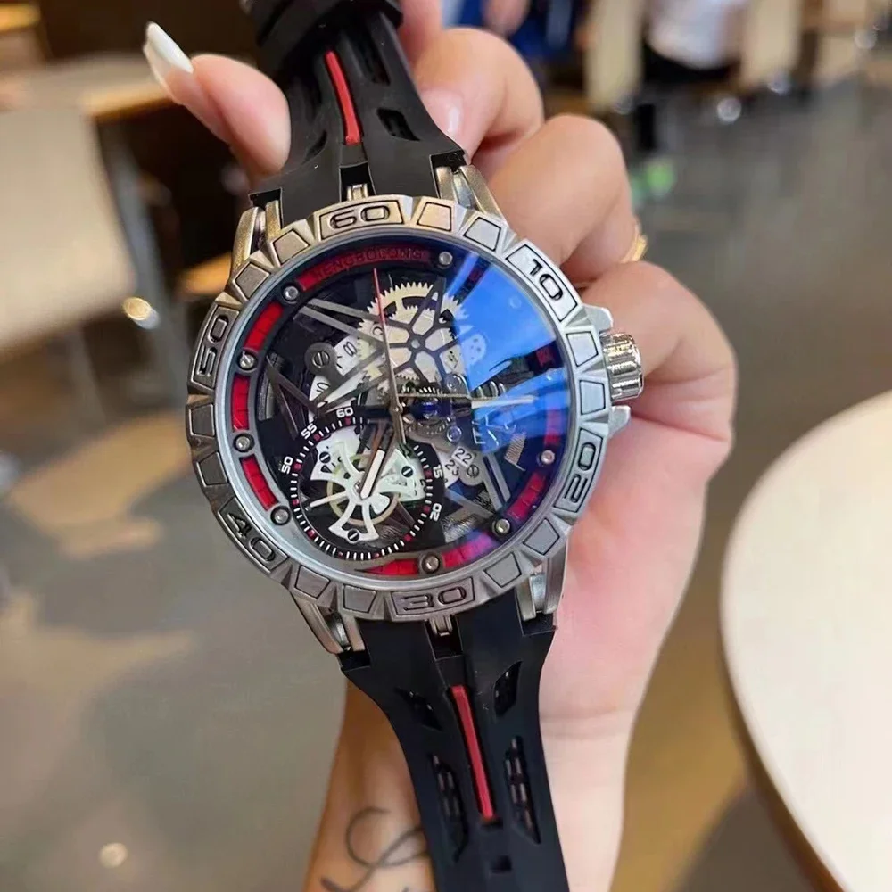 Мужские 3D кварцевые часы клас – обзор и цена Luxury Watch With Rubber Strap