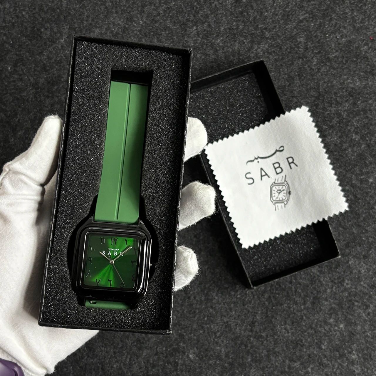 SABR часы с арабскими цифрами, – обзор и цена Luxury Watch With Rubber Strap